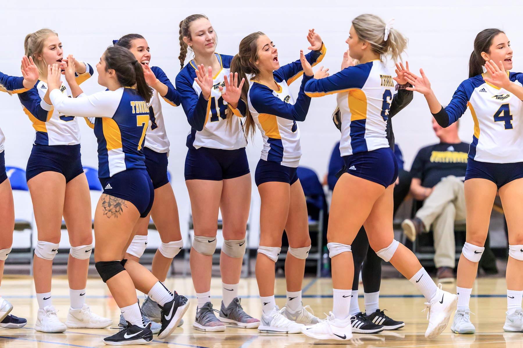 Thunder Open Up 2019 With a 5th Set Win